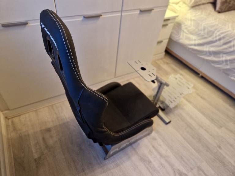 Playseat Racing Seat