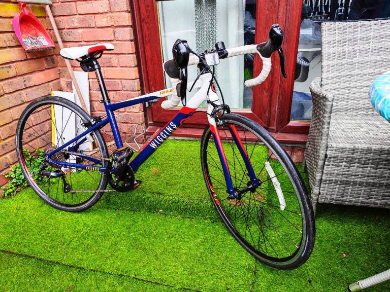 Wiggins Rouen 5400 road bike as brand new