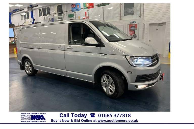 2018 Volkswagen Transporter T32 HIGHLINE L2 2.0TDI BMT 204PS DSG AUTO 4MOTION LWB VAN. ----------...