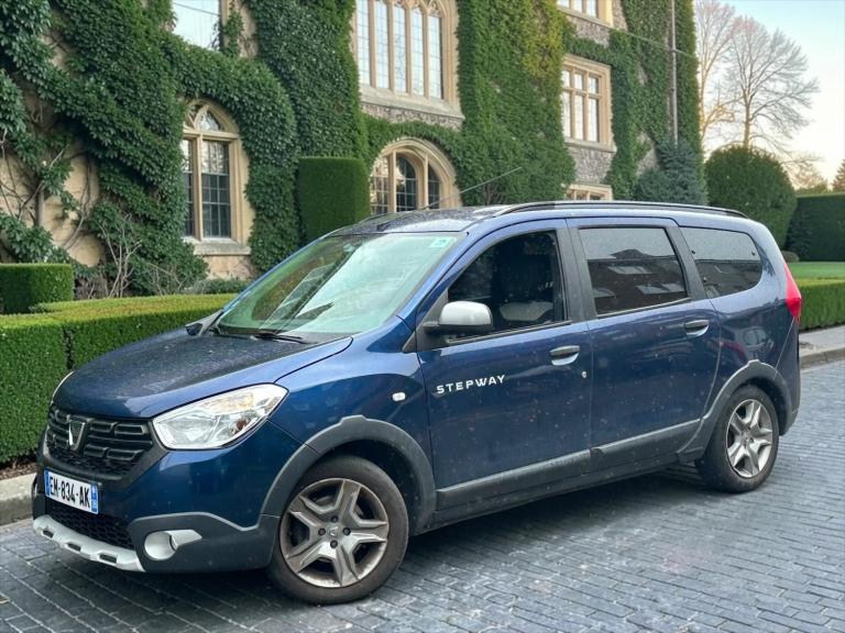 2017 Dacia LODGY STEPWAY Stepway Estate Petrol Manual