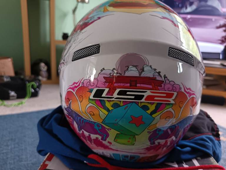 Ls2 crash helmet 
