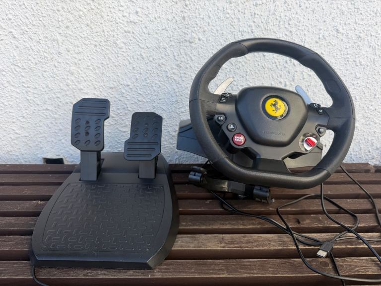 Thrustmaster Ferrari 458 Spider Racing Wheel & Pedals