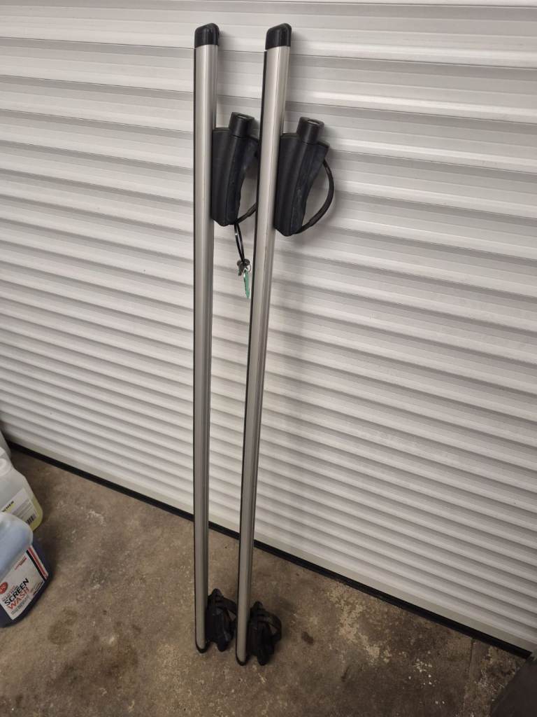 Roof Rack Bars – Good Condition