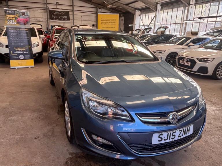 2015 Vauxhall Astra 1.6i 16V Elite 5dr HATCHBACK PETROL Manual