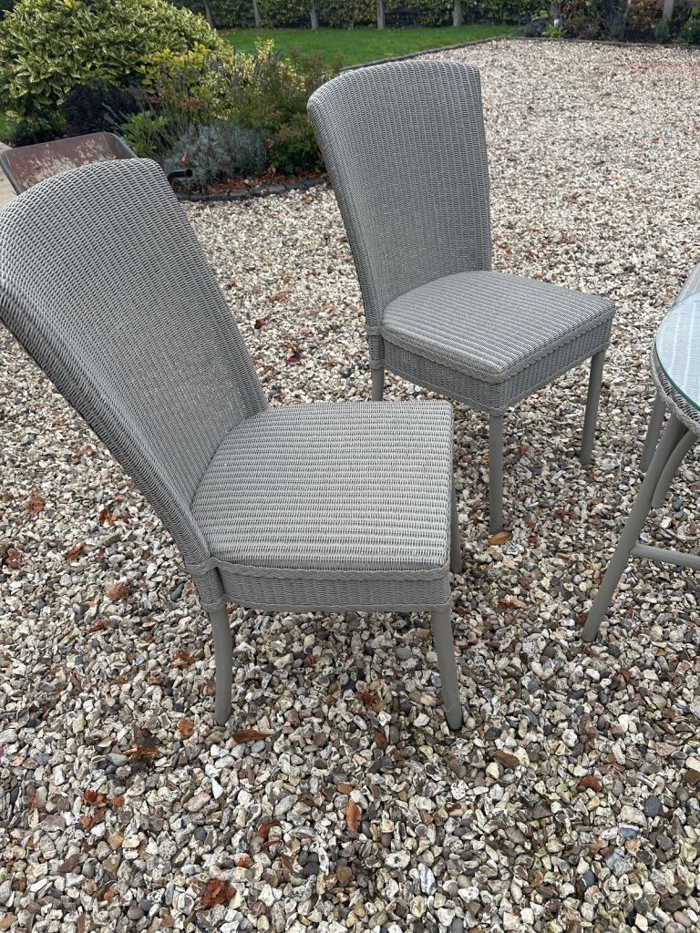 Lloyd Loom table and chairs 
