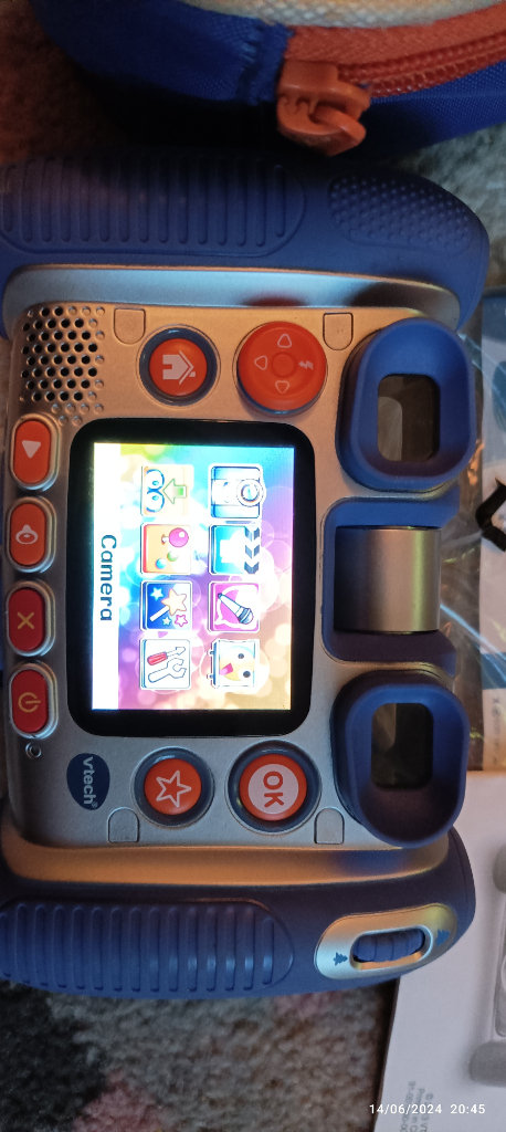 VTECH Kidi Zoom Waterproof Camera in blue for kids 3yrs up / case  for £8