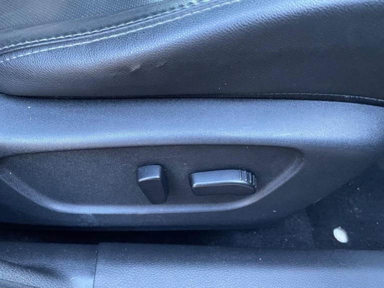 2015 Nissan Qashqai 1.6 dCi Tekna 2WD Euro 6 (s/s) 5dr HATCHBACK Diesel Manual