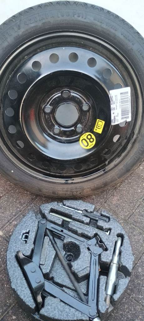 vauxhall space saver 17 inch with accessories 