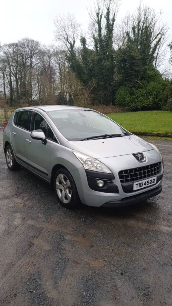 Peugeot, 3008, Hatchback, 2014, Manual, 1560 (cc), 5 doors