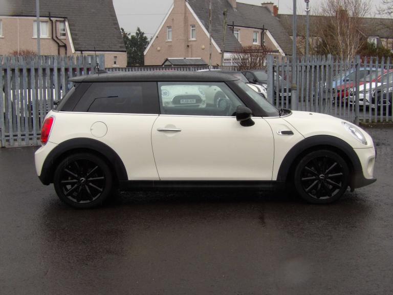 2016 MINI Hatch 1.5 Cooper 3dr Hatchback Petrol Manual