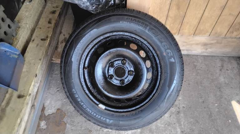 Bran new arrowspeed 195/65 15 tyre 
