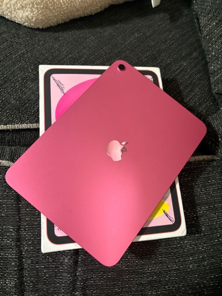 Pink iPad a16 