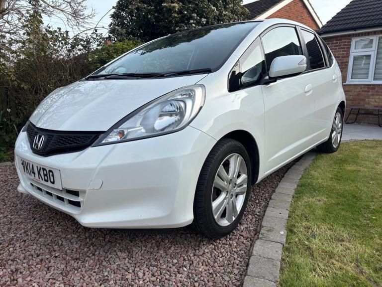 2014 Honda Jazz 1.4 i-VTEC ES Plus 5dr HATCHBACK Petrol Manual