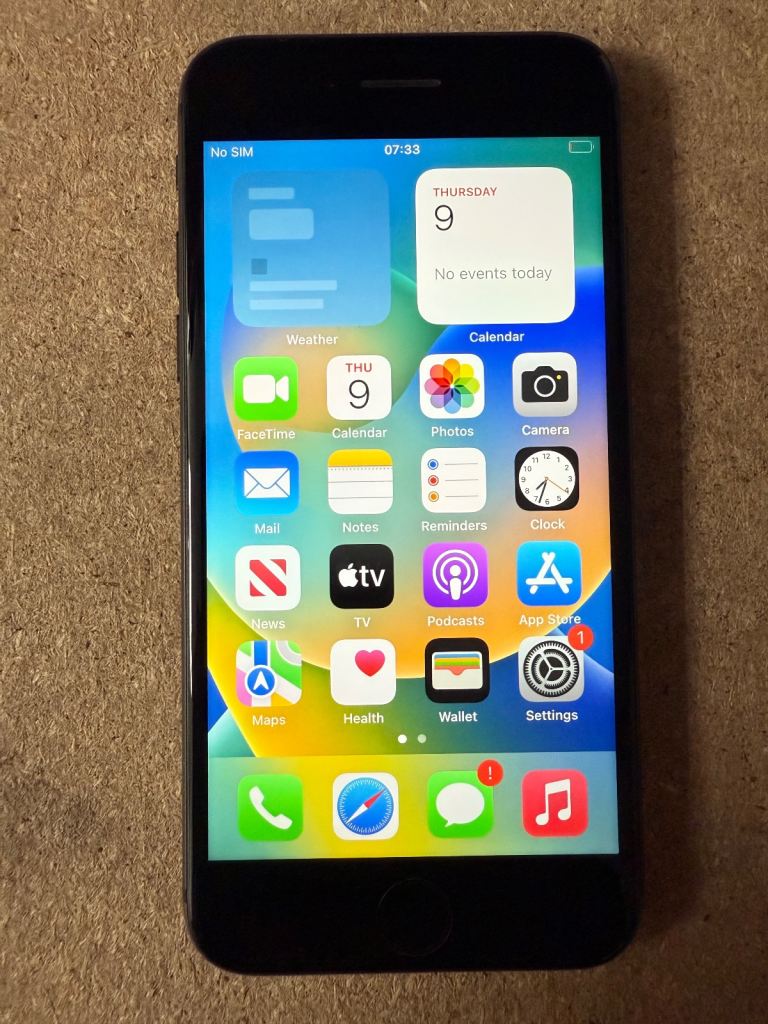 Apple iPhone 8 unlocked 