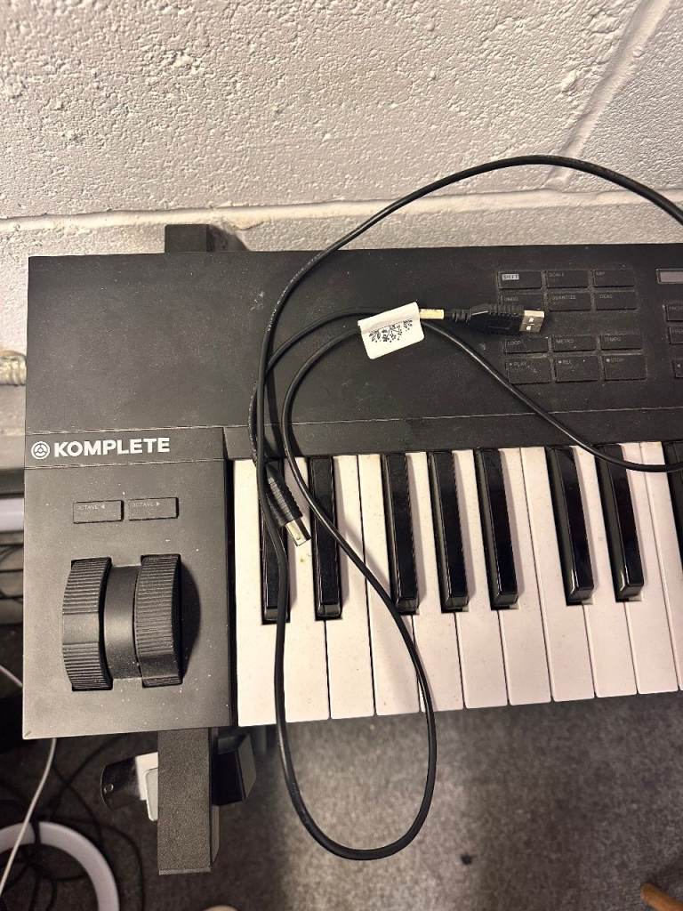 NATIVE INSTRUMENTS KOMPLETE KONTOL A49