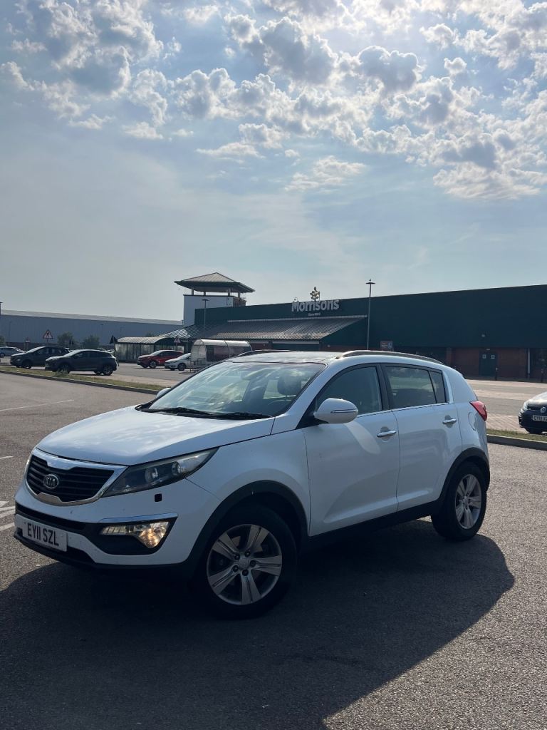 Kia, SPORTAGE, Estate, 2011, Manual, 1685 (cc), 5 doors