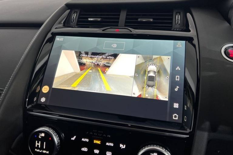 2021 21 JAGUAR E-PACE 1.5 P300E 12.17KWH R-DYNAMIC S SUV 5DR PETROL PLUG-IN HYBR