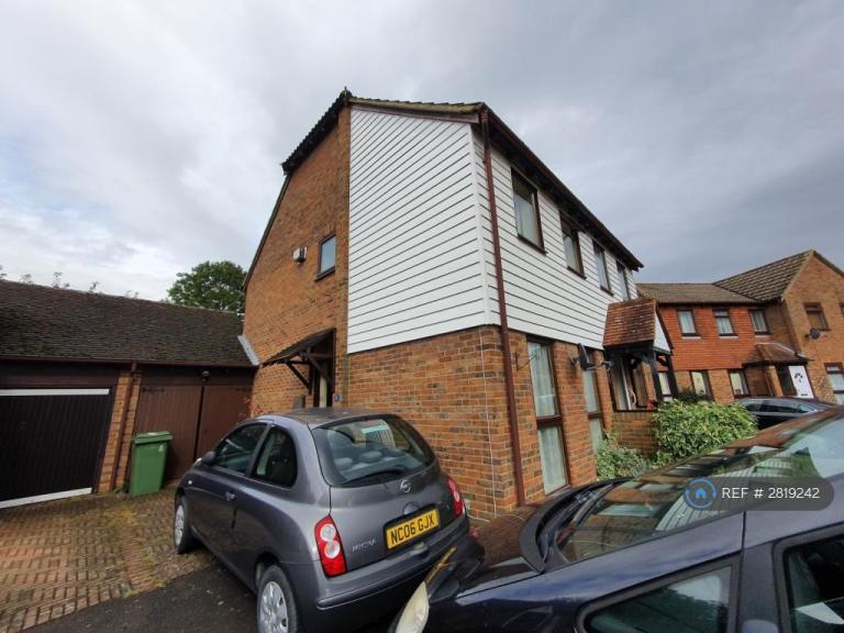 2 bedroom house in Tasker Close, Maidstone, ME15 (2 bed) (#2819242)