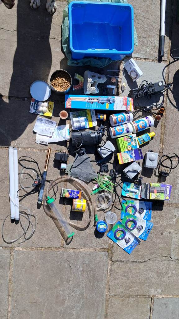Aquarium equipment and accessories