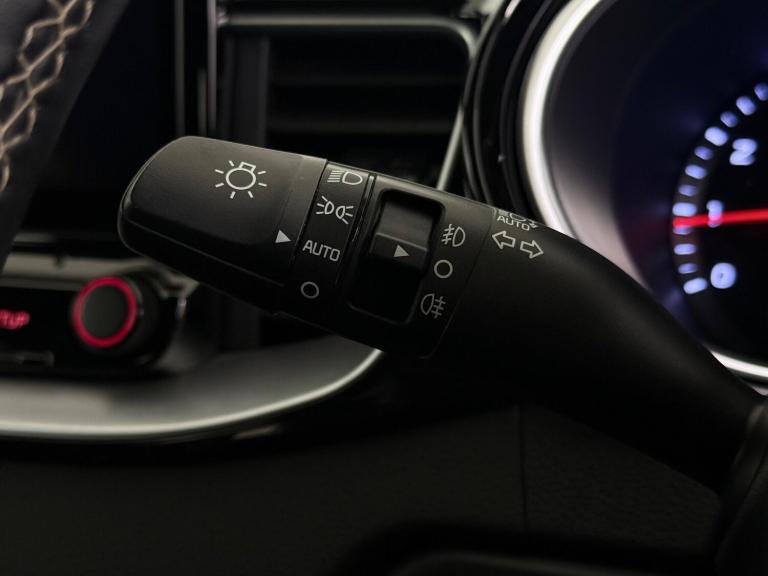 2022 Kia Ceed 1.5 T-GDi GT-Line Euro 6 (s/s) 5dr HATCHBACK Petrol Manual