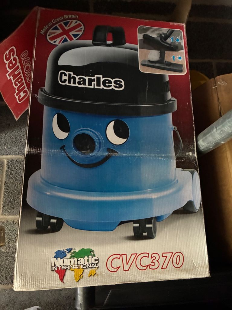 Charles CVC370 Wet & Dry Vacuum Cleaner 