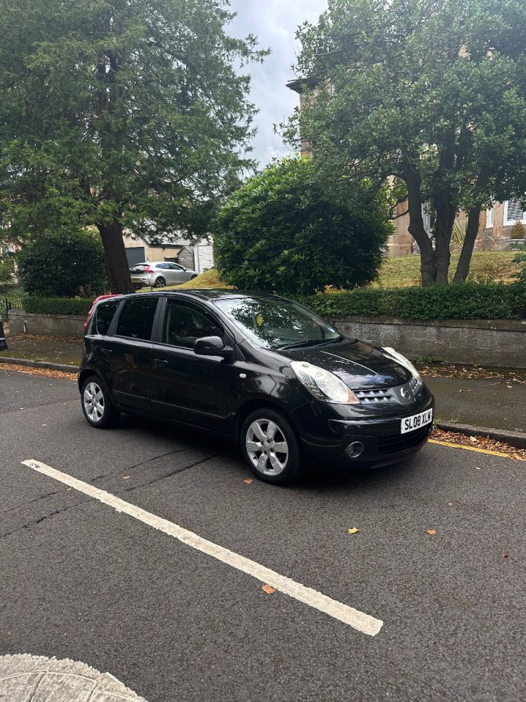 Automatic Nissan Note Tekna Petrol Long Mot 