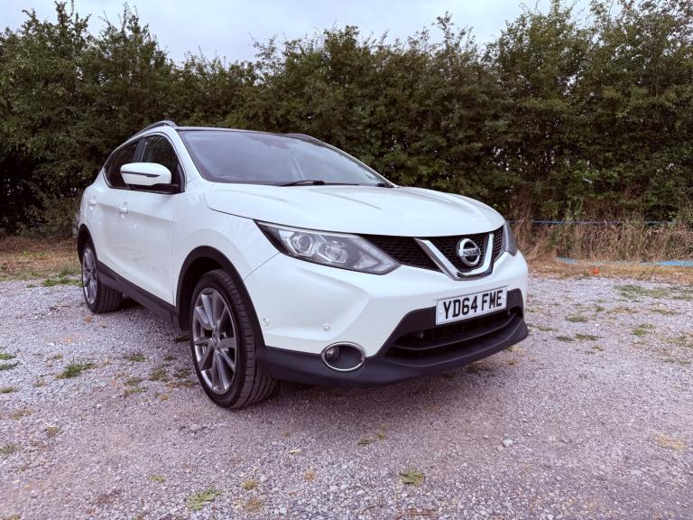 2014 Nissan Qashqai 1.6 dCi Tekna 5dr 4WD HATCHBACK Diesel Manual