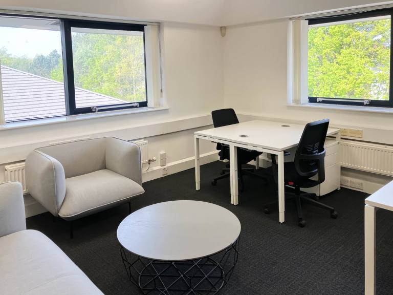 Preston - PR2 2YB \ Workspace for Teams of 3