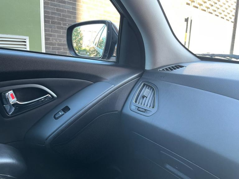 HYUNDAI IX35 1.7 CRDi Premium 2012