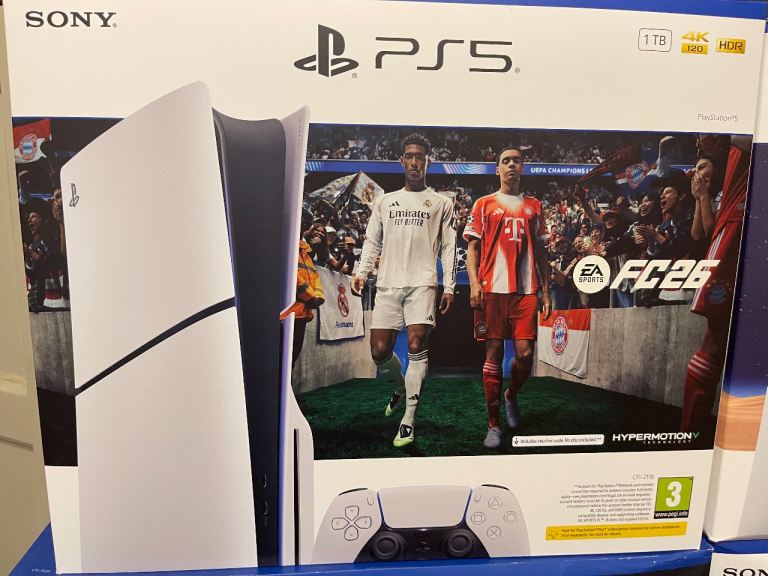 Like new 2 weeks old Ps5 slim disc 1TB no game receipt and warranty 