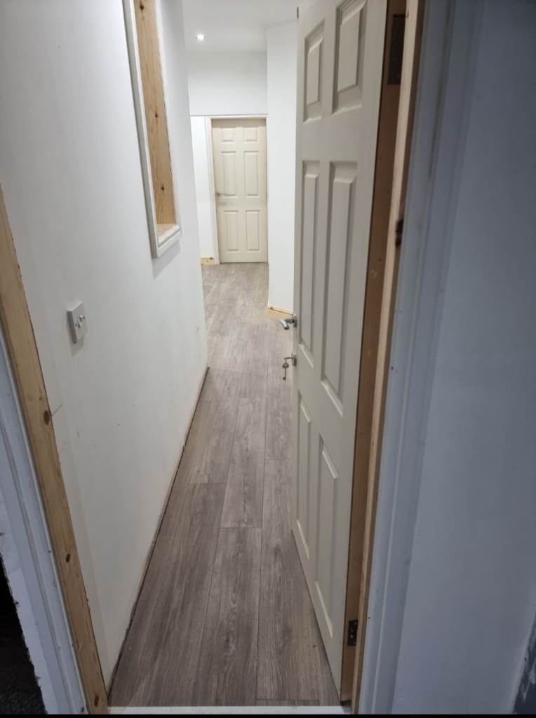 A Modern one bedroom flat to let/nothing to share