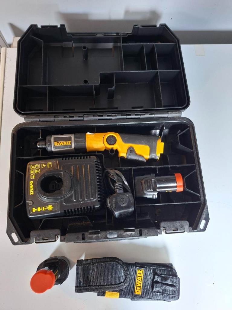Dewalt Cordless/Rechaargeable Screwdriver