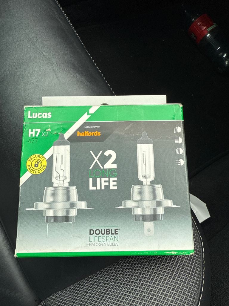 Brand new H7 bulbs (12v 55w) x2