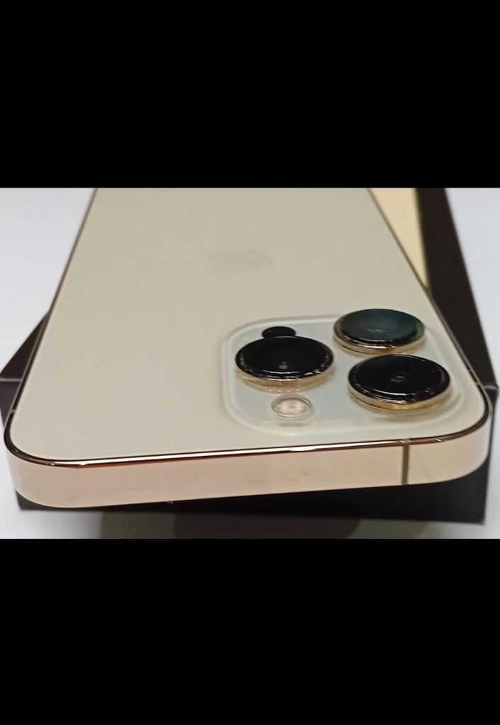 iPhone 13 Pro 128gb unlocked with original box & all accessories