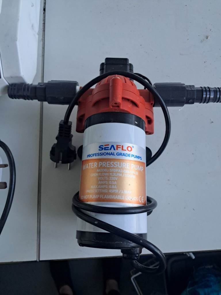 Seaflo 33 Series DC Diaphragm Pump 3.0GPM 45PSI