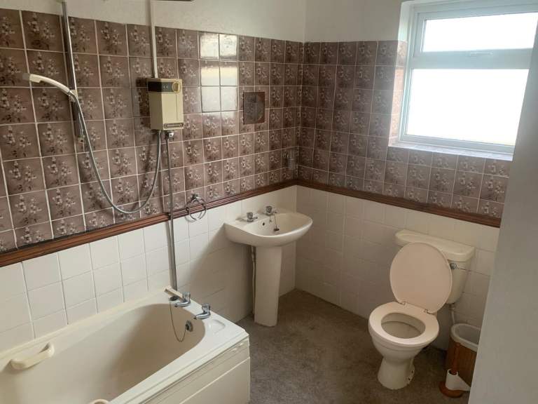 House to rent Bolton near Blackburn Road 