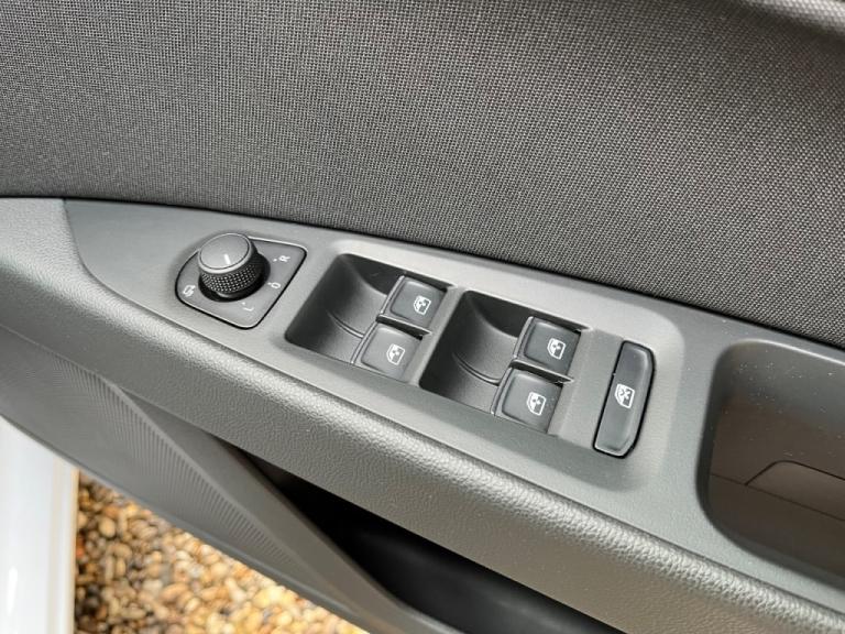  SEAT Leon 2.0 TDI 150 FR Technology 5dr Diesel