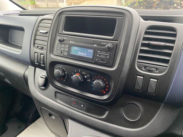 2017 Vauxhall Vivaro 2900 1.6CDTI 120PS H1 Van PANEL VAN DIESEL Manual