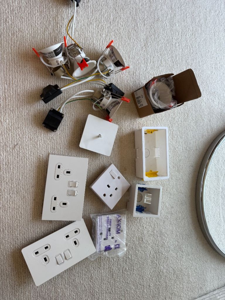 Electrial lot