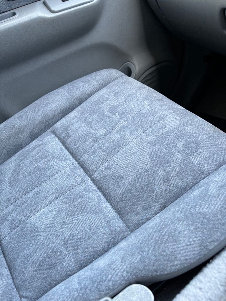 Mazda, 2000, 2490 (cc)