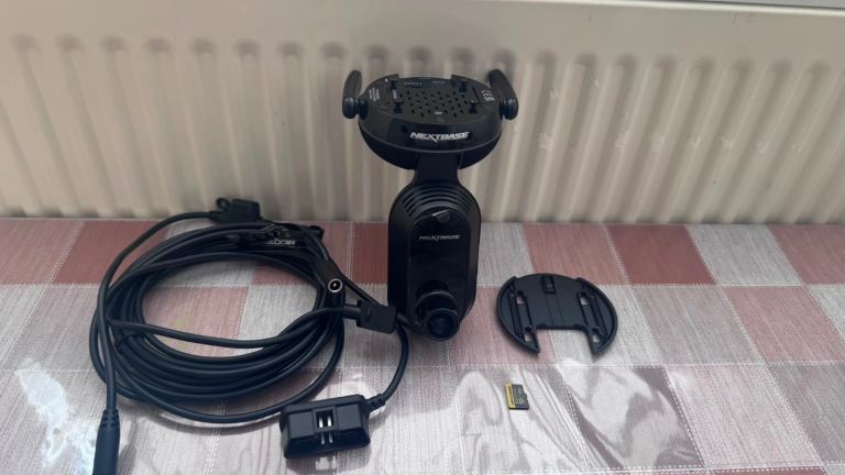 Nextbase IQ 4KDash Cam with Accessories – Good Condition