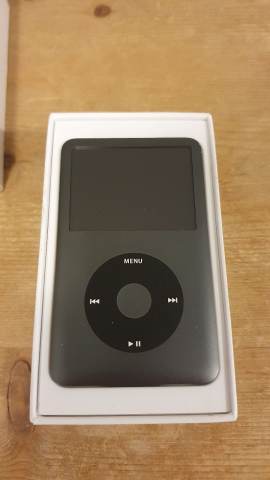 Apple iPod Classic 7th Gen 160GB Black A1238 Boxed + Original