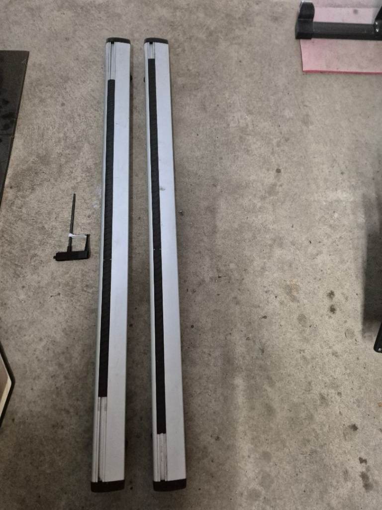 Ford Kuga MK2 Aero Roof Bars