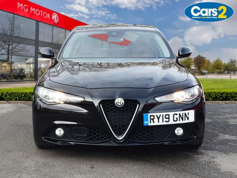 2019 Alfa Romeo Giulia 2.2 JTDM-2 Super 4dr Auto SALOON DIESEL Automatic