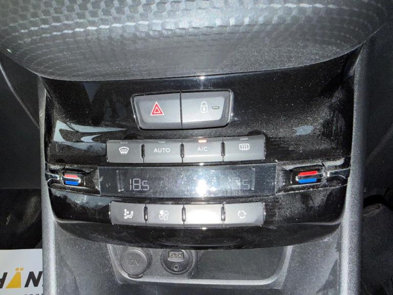 2015 Peugeot 2008 1.2 VTi Allure 5dr HATCHBACK PETROL Manual