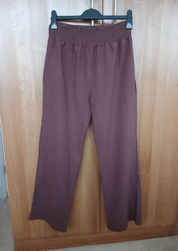 Brown lightweight summer trousers 