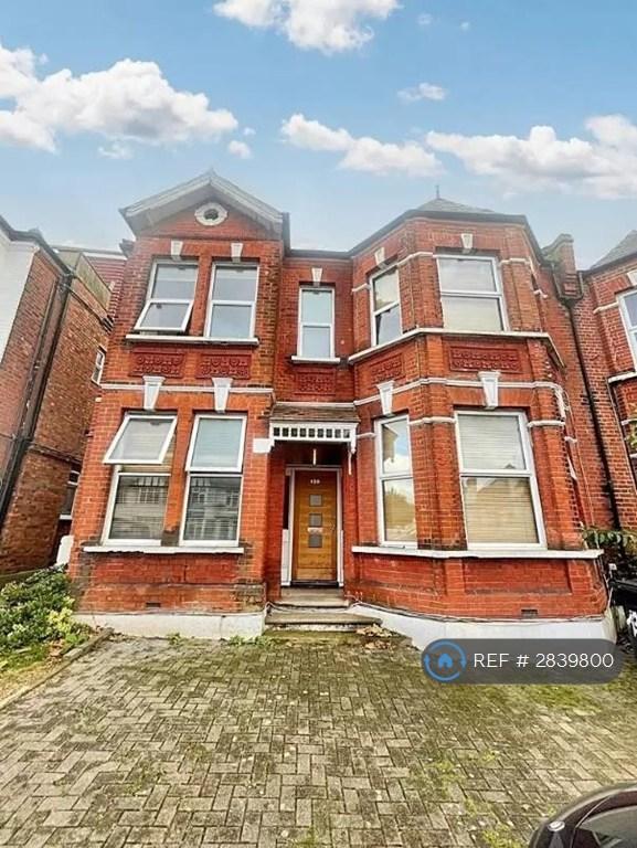Studio flat in Station Road, London, NW4 (#2839800)