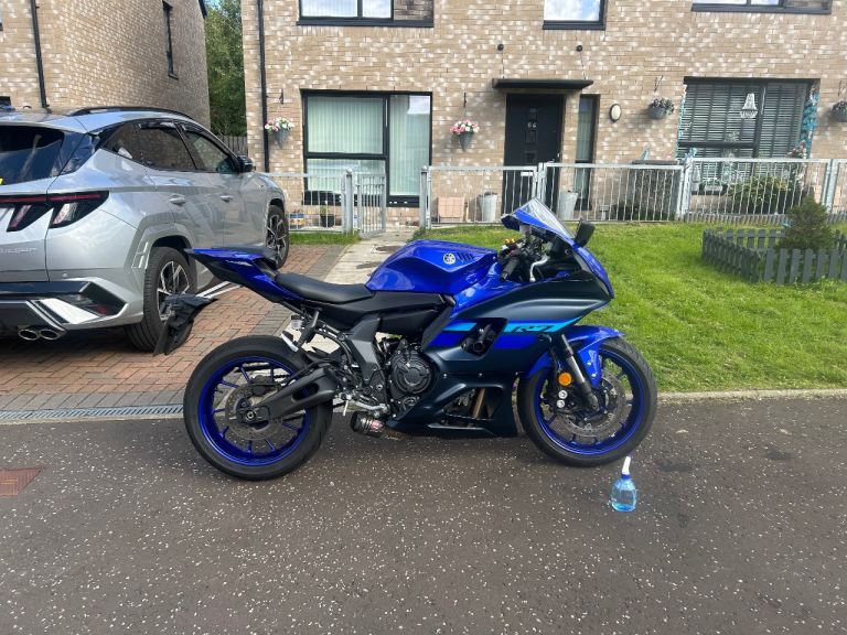 Yamaha, R7, 2025, 689 (cc)