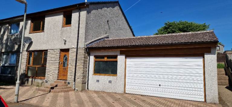 🏠 3 Bedroom House for rent in Westhill.