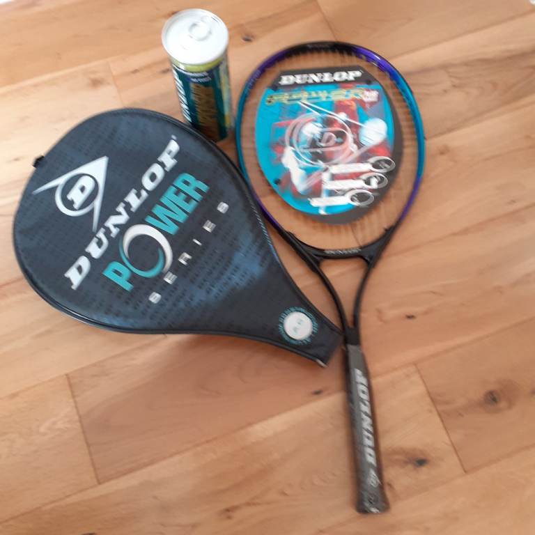 Dunlop Adult Tennis Racket